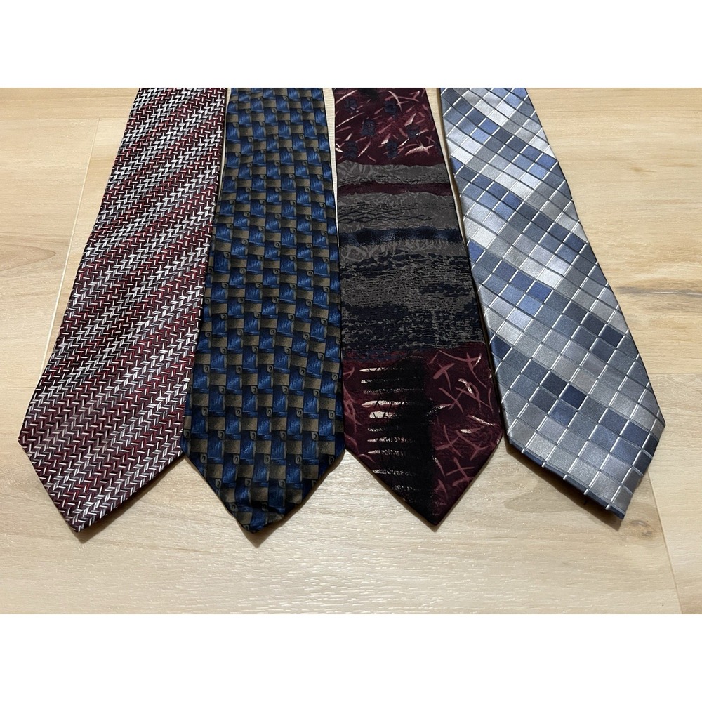 Lot of 4 Geoffrey Beene Multi Colored and Patterned Men's Neck Ties 100% Silk